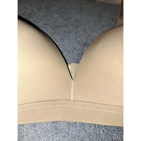 Womens STRM LINE intimates Beige Bra size 40C - Picture 2 of 6